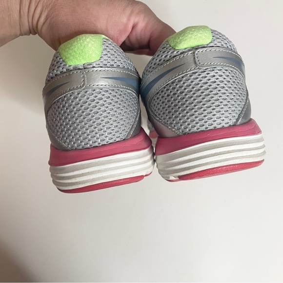 Nike Size 8 Womens Dual Fusion Lite 599560-001 Gray Running Shoes Silver - Picture 8 of 11
